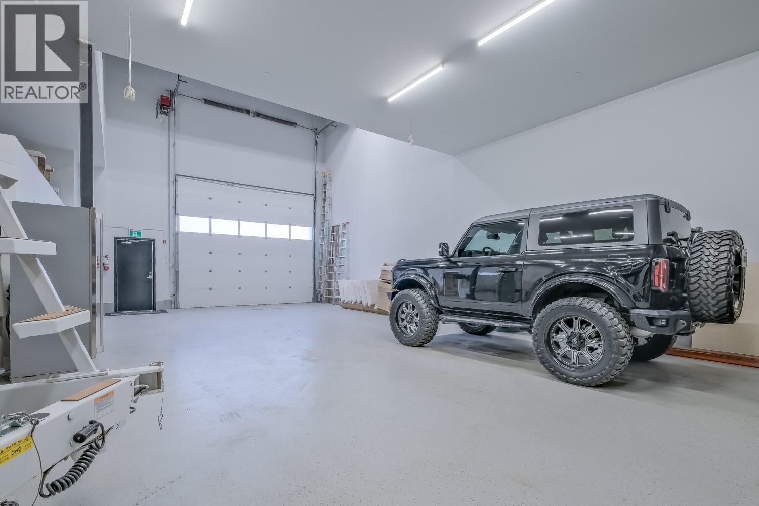 2110 Matrix Crescent Unit# 18, Kelowna, British Columbia  V1V 0C1 - Photo 48 - 10384656