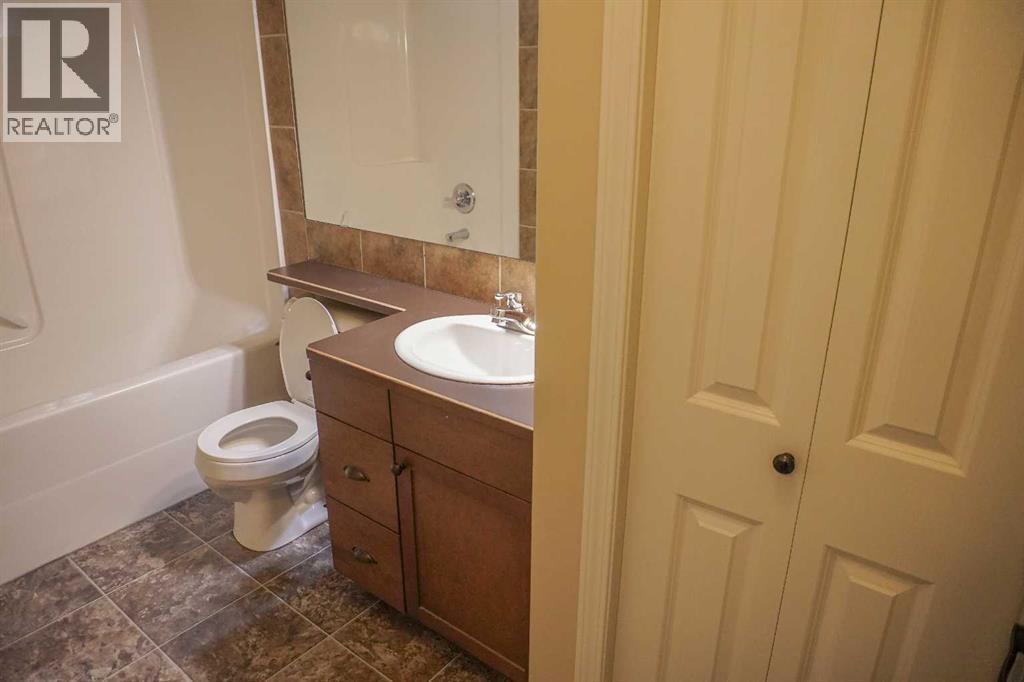 721 Silkstone Close W, Lethbridge, Alberta  T1J 4B9 - Photo 26 - A2297434