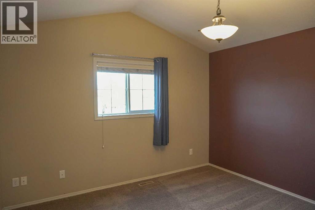 721 Silkstone Close W, Lethbridge, Alberta  T1J 4B9 - Photo 18 - A2297434