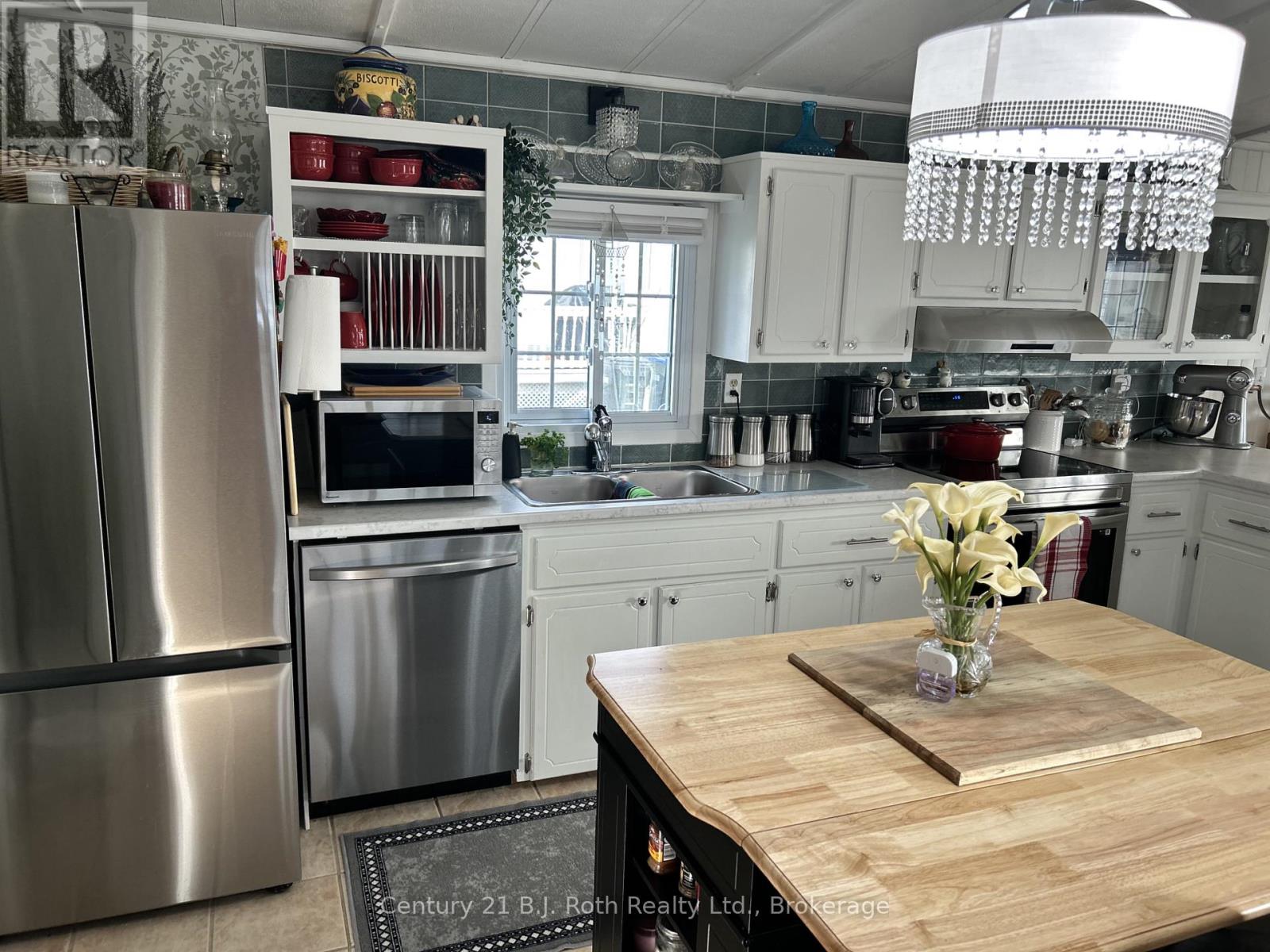 37 Berts Road, Midland, Ontario  L4R 5B5 - Photo 5 - S13038490