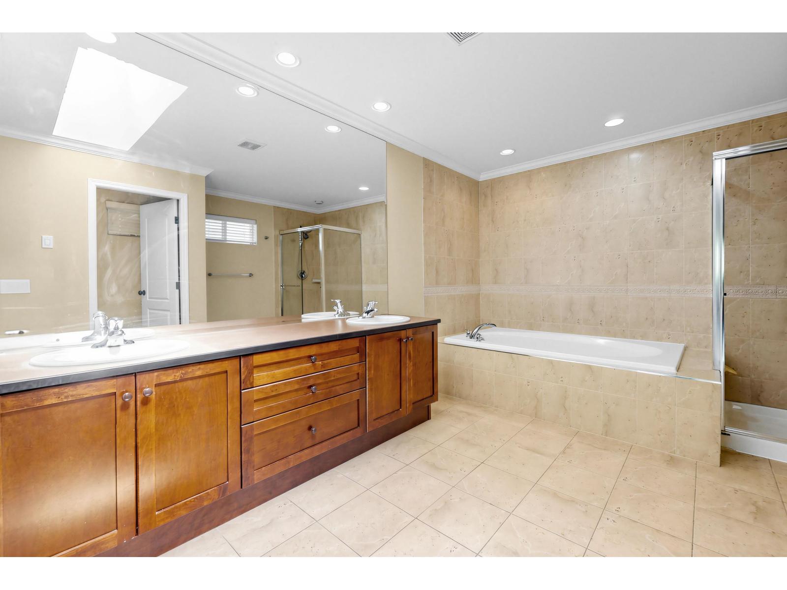 9057 216a Street, Langley, British Columbia  V1M 4C9 - Photo 11 - R3115067