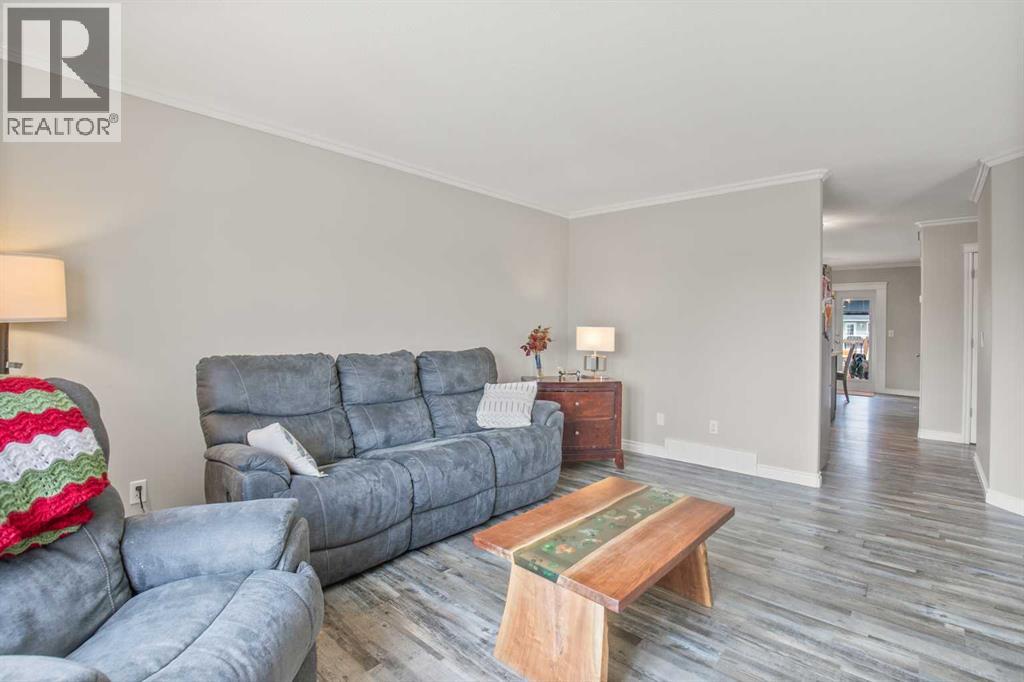 44 White Avenue, Red Deer, Alberta  T4N 7E5 - Photo 9 - A2296729