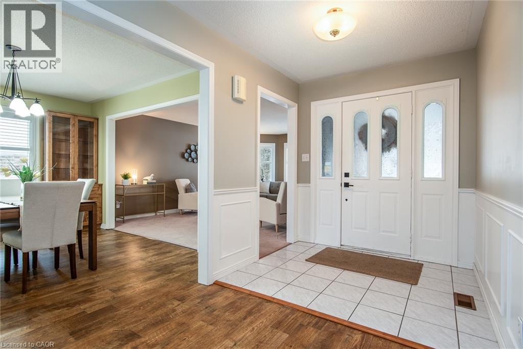 372 Gatestone Boulevard, Waterloo, Ontario  N2T 2J6 - Photo 4 - 40805559