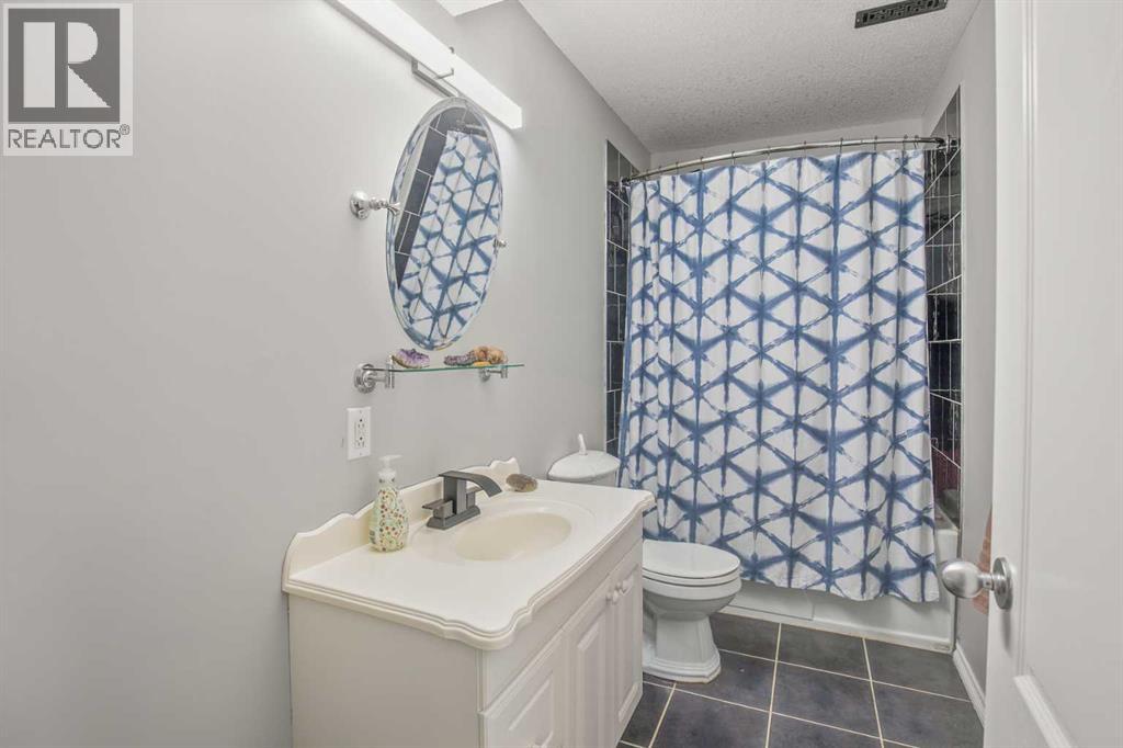 44 White Avenue, Red Deer, Alberta  T4N 7E5 - Photo 19 - A2296729