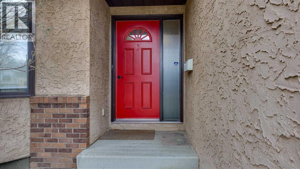 5019 60 Street Close, Lacombe, Alberta  T4L 1M3 - Photo 4 - A2299800