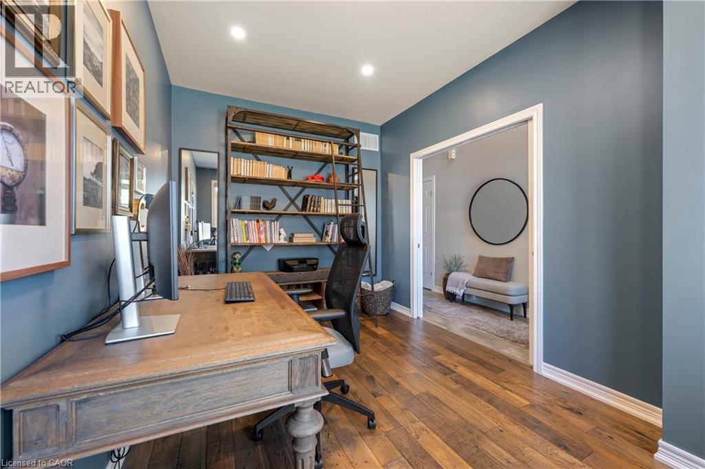 53 Redfern Avenue Unit# 2, Hamilton, Ontario  L9C 0E2 - Photo 6 - 40823407