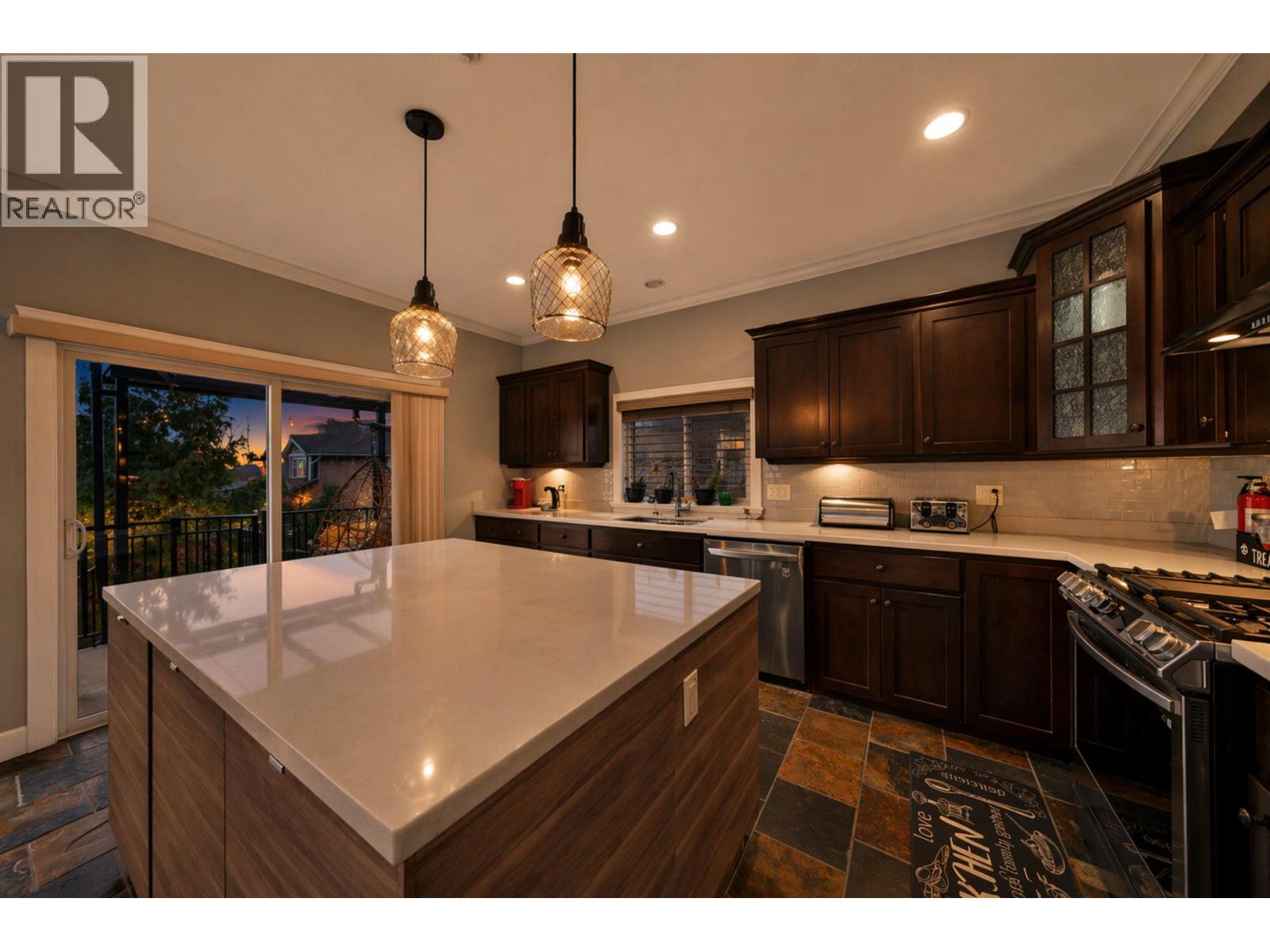 24696 103a Avenue, Maple Ridge, British Columbia  V2W 0B1 - Photo 10 - R3101079