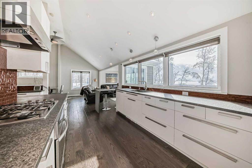 725 Elk Street E, Sunbreaker Cove, Alberta  T0C 0J0 - Photo 10 - A2292595