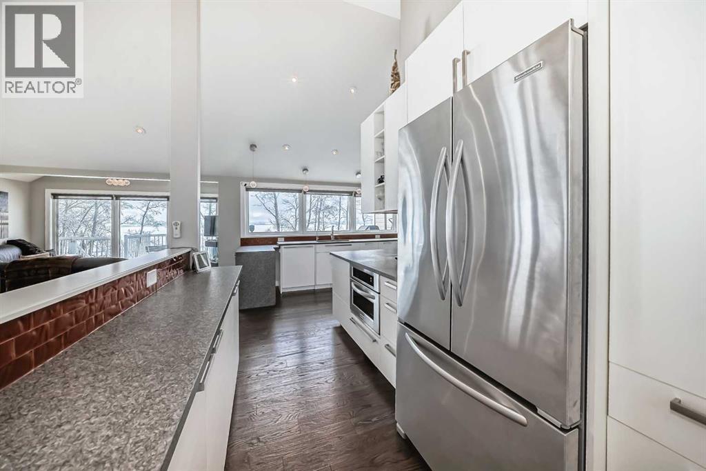 725 Elk Street E, Sunbreaker Cove, Alberta  T0C 0J0 - Photo 16 - A2292595