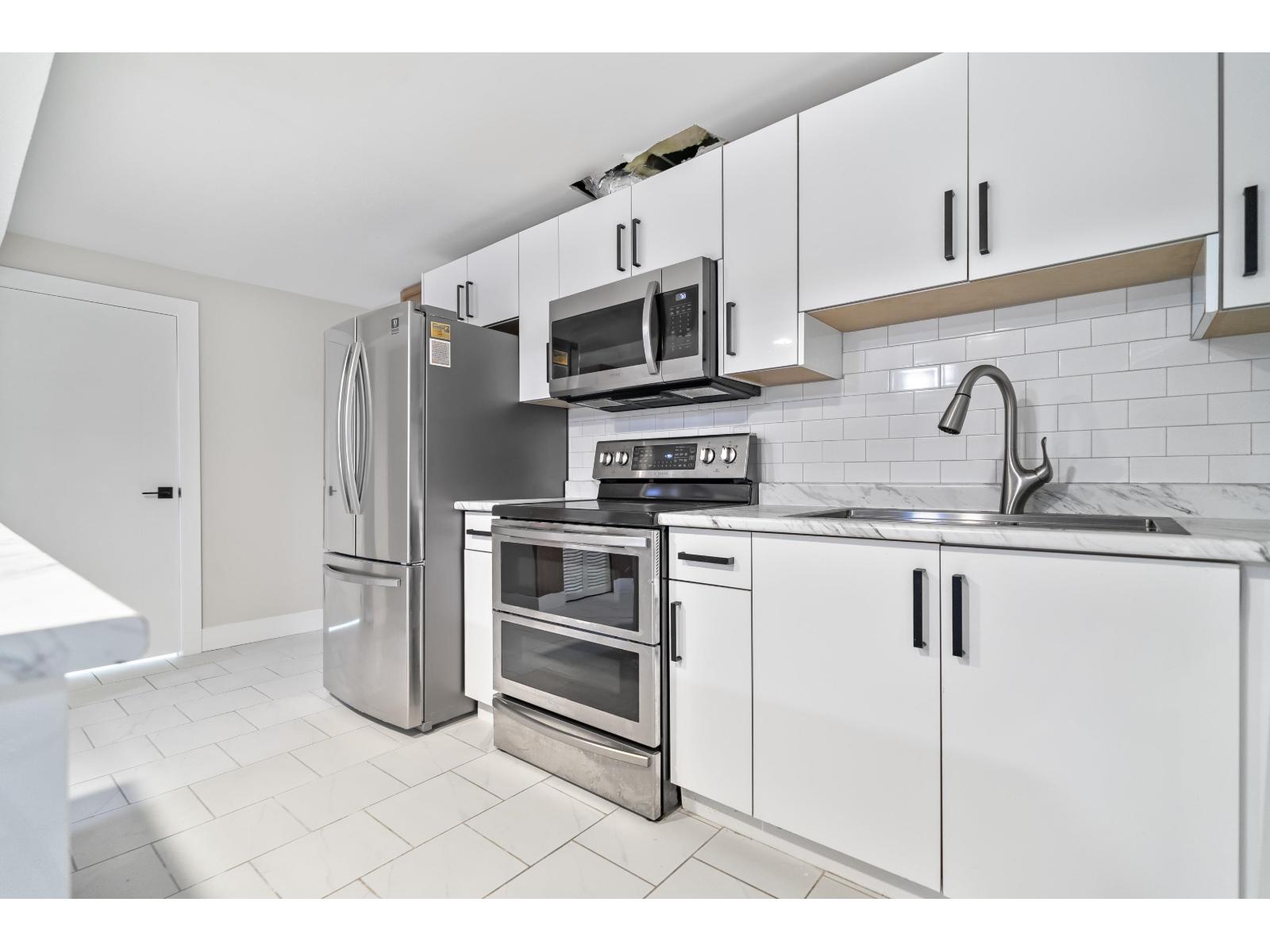 16235 28 Avenue, White Rock, British Columbia  V3Z 0E4 - Photo 21 - R3114844