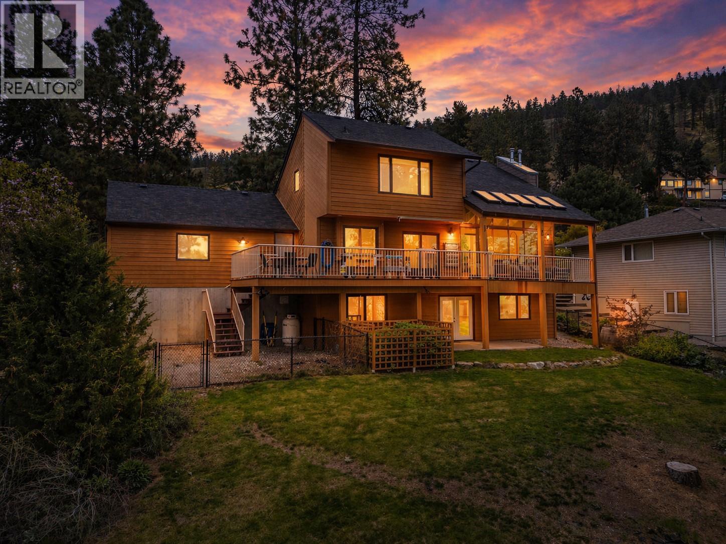 2020 Bennett Road, Kelowna, British Columbia  V1V 2C1 - Photo 3 - 10384305