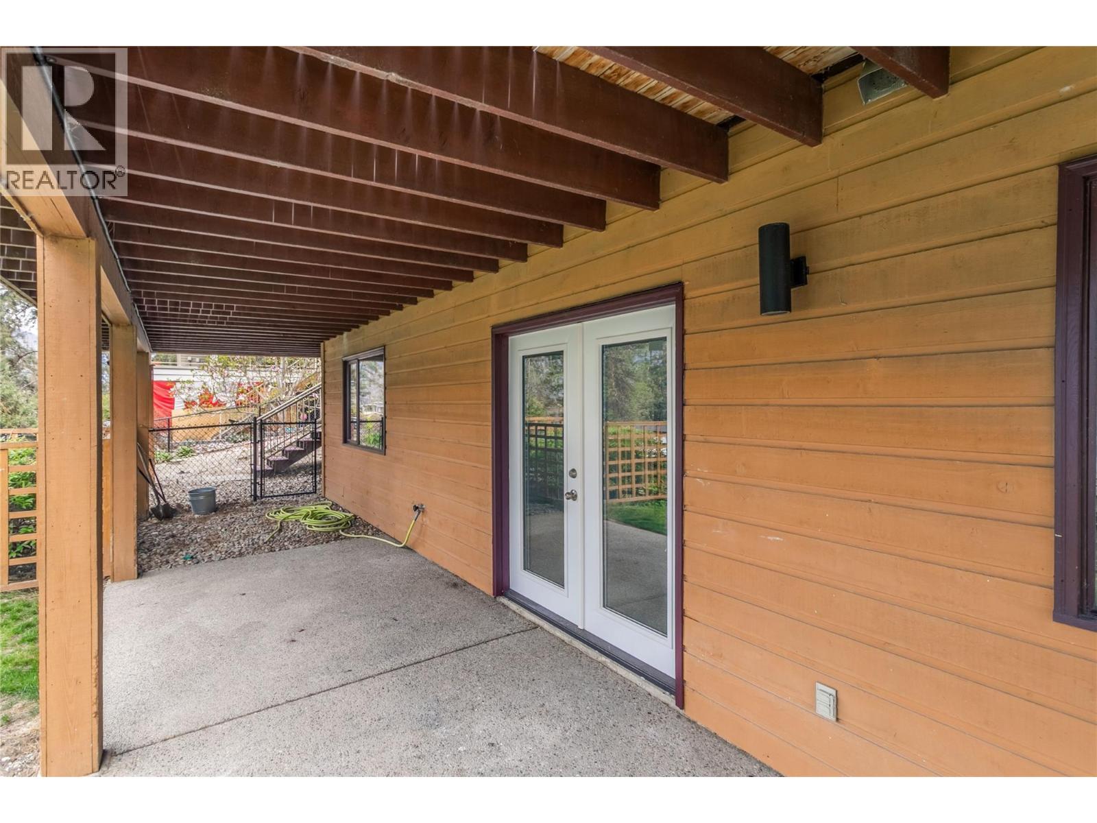 2020 Bennett Road, Kelowna, British Columbia  V1V 2C1 - Photo 47 - 10384305