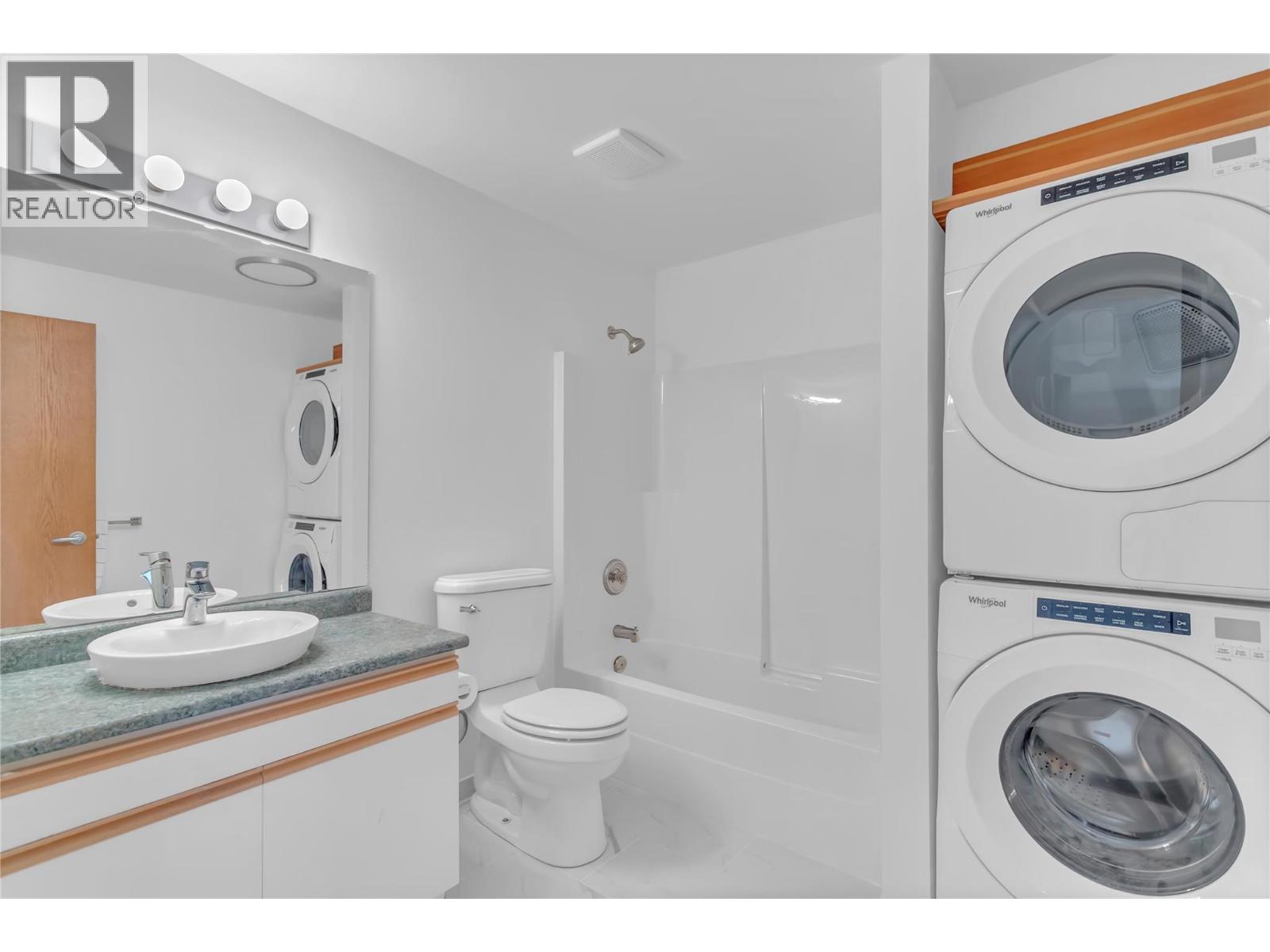 2020 Bennett Road, Kelowna, British Columbia  V1V 2C1 - Photo 42 - 10384305