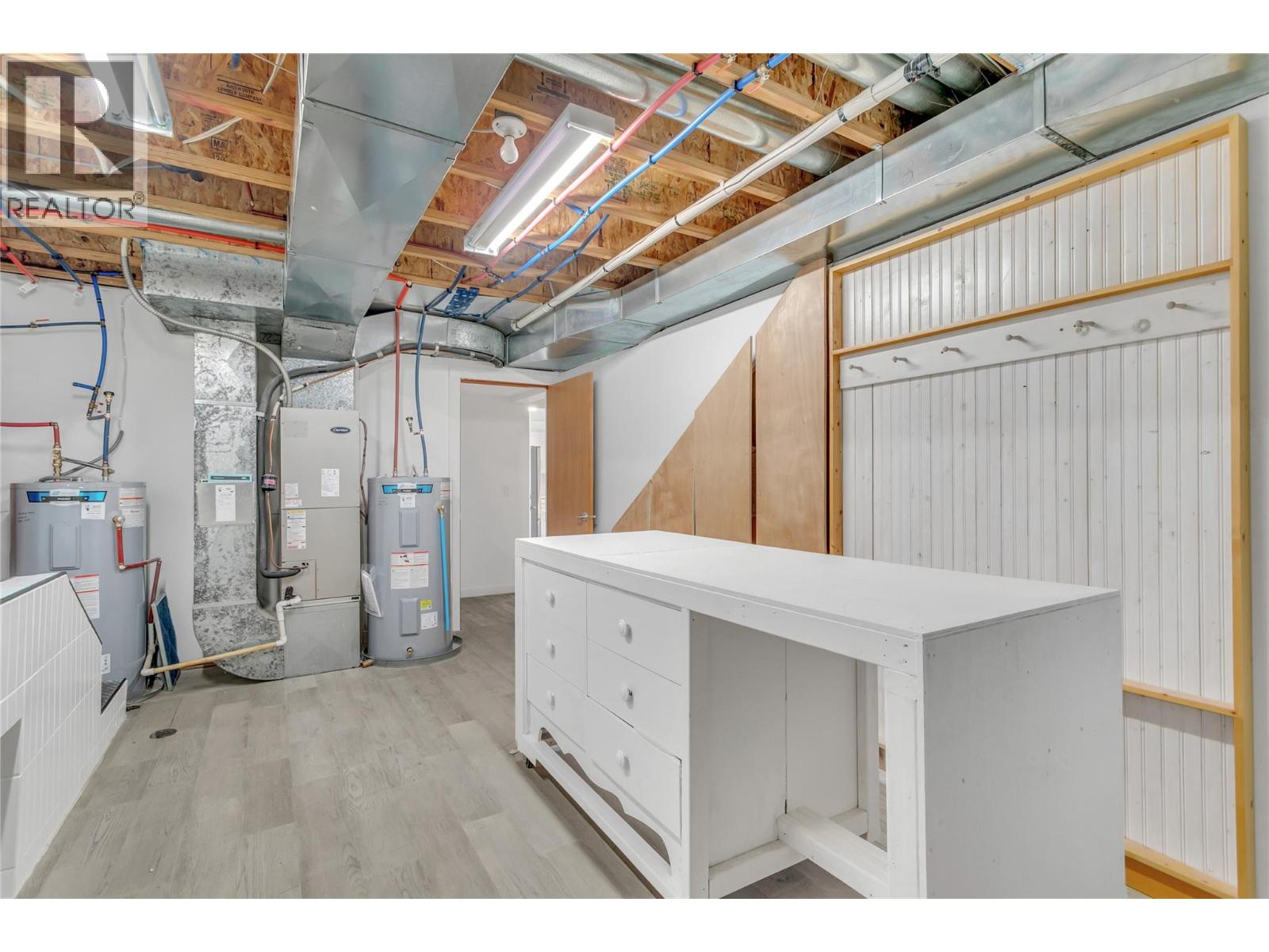 2020 Bennett Road, Kelowna, British Columbia  V1V 2C1 - Photo 38 - 10384305