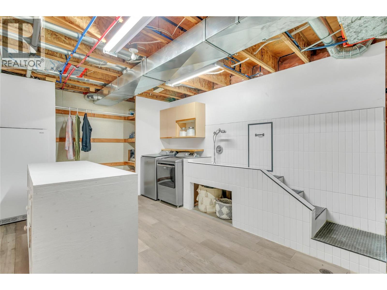 2020 Bennett Road, Kelowna, British Columbia  V1V 2C1 - Photo 37 - 10384305