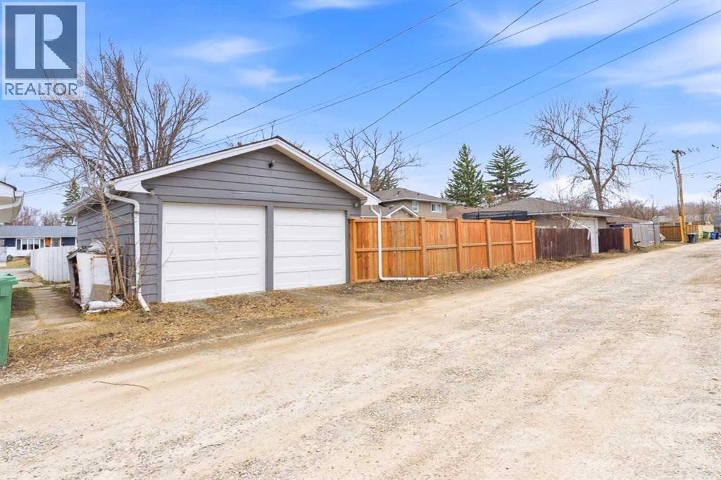 1412 89 Avenue Sw, Calgary, Alberta  T2V 0W8 - Photo 42 - A2301481