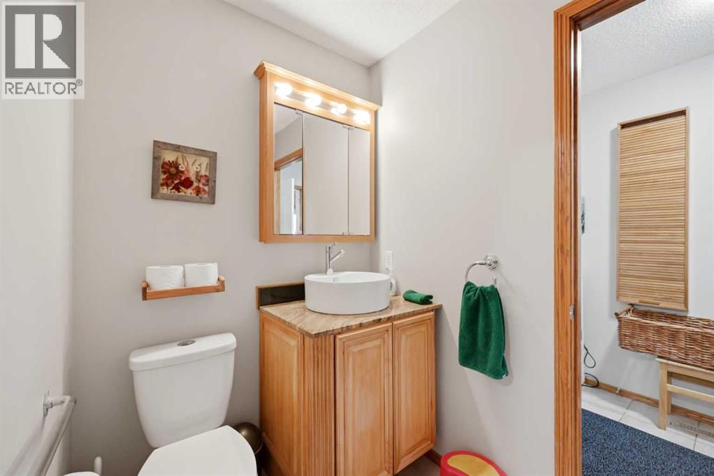 127 Kincora Heights Nw, Calgary, Alberta  T3R 1N9 - Photo 11 - A2302458