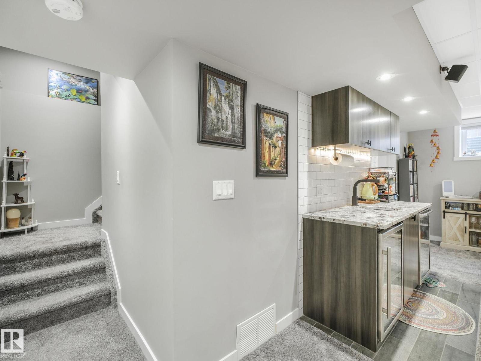 224 Hyndman Cr Nw, Edmonton, Alberta  T5A 5H9 - Photo 41 - E4483907