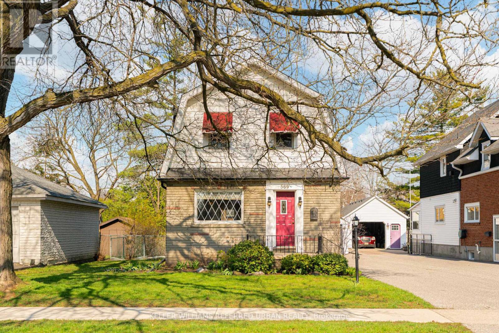 569 Masson Street, Oshawa, Ontario  L1G 5A2 - Photo 2 - E13038428