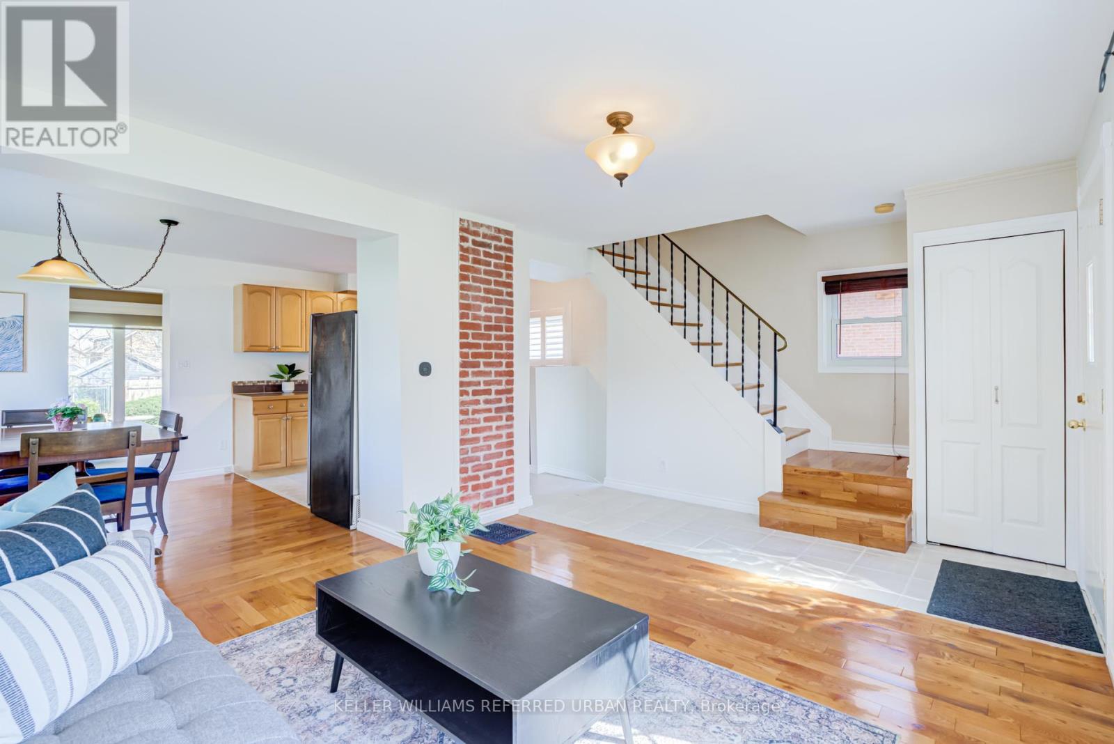 569 Masson Street, Oshawa, Ontario  L1G 5A2 - Photo 9 - E13038428