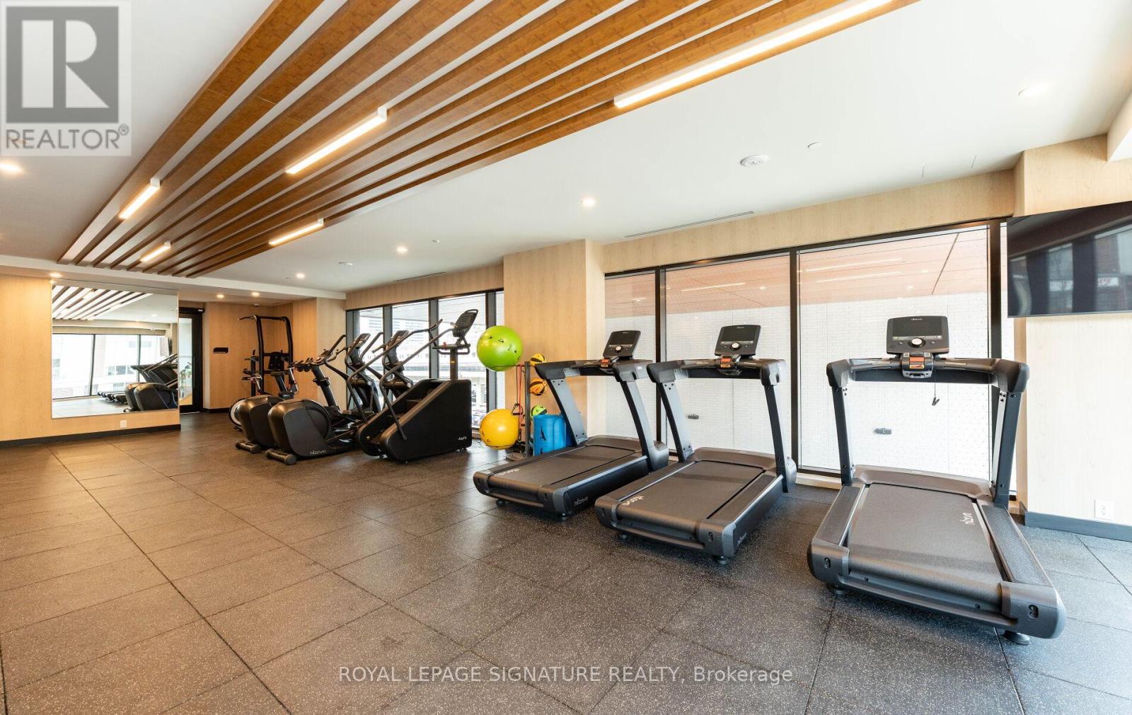 404 - 1660 Bloor Street W, Toronto, Ontario  M6P 1B1 - Photo 36 - W13034154