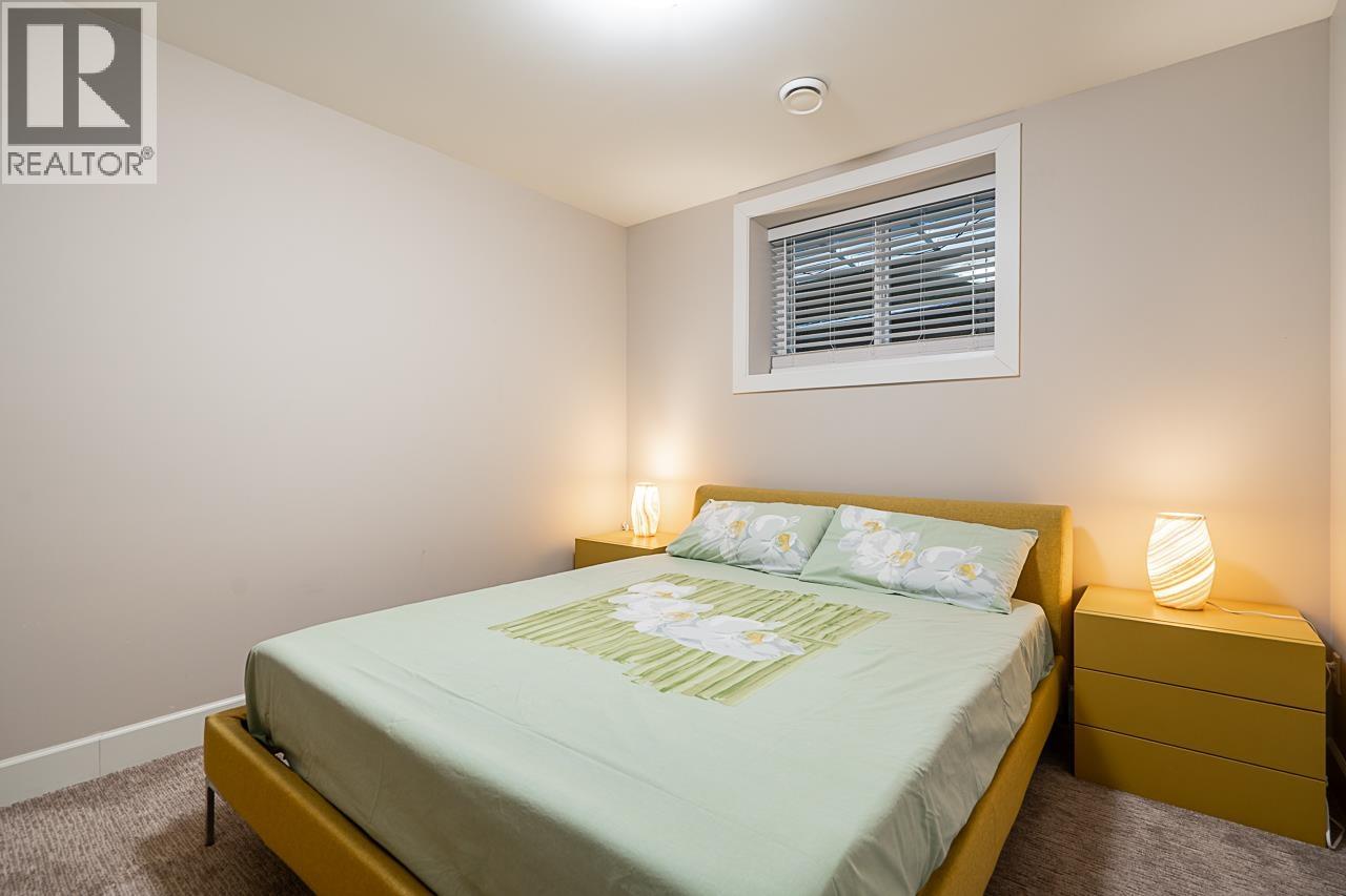 359 E 13th Street, North Vancouver, British Columbia  V7L 2L8 - Photo 27 - R3111405