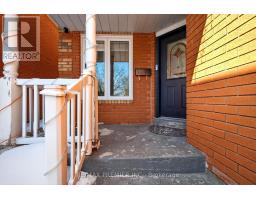 12 BAYVIEW STREET, Brampton, Ontario