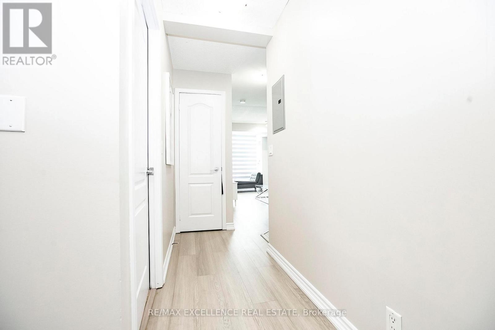 2102 - 33 Elm Drive, Mississauga, Ontario  L5B 4L2 - Photo 14 - W13038512