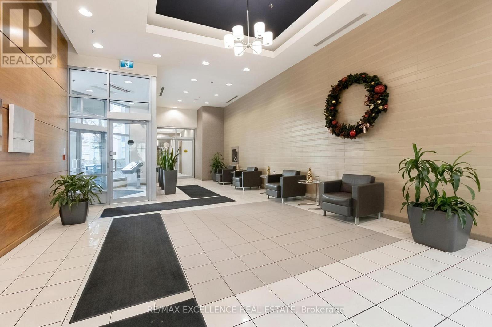 2102 - 33 Elm Drive, Mississauga, Ontario  L5B 4L2 - Photo 7 - W13038512