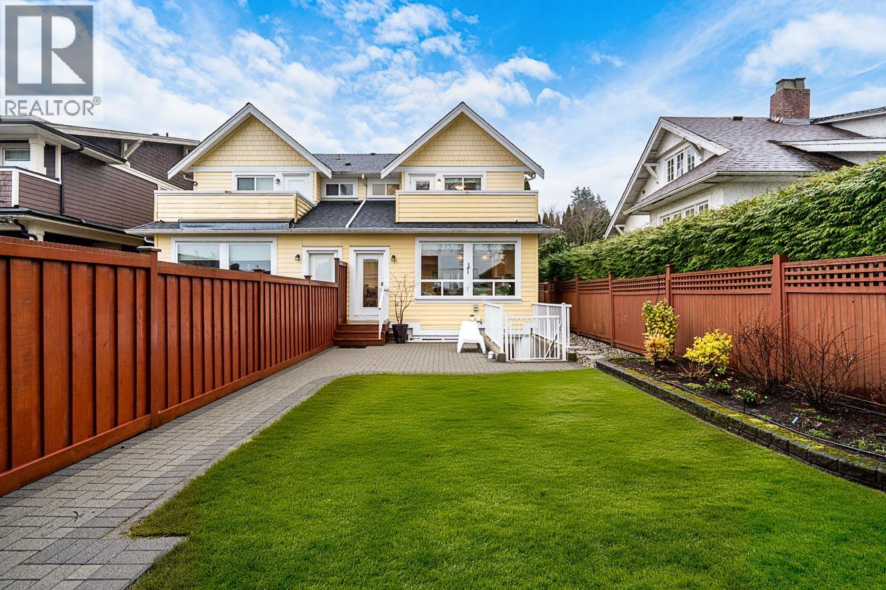 359 E 13th Street, North Vancouver, British Columbia  V7L 2L8 - Photo 35 - R3111405