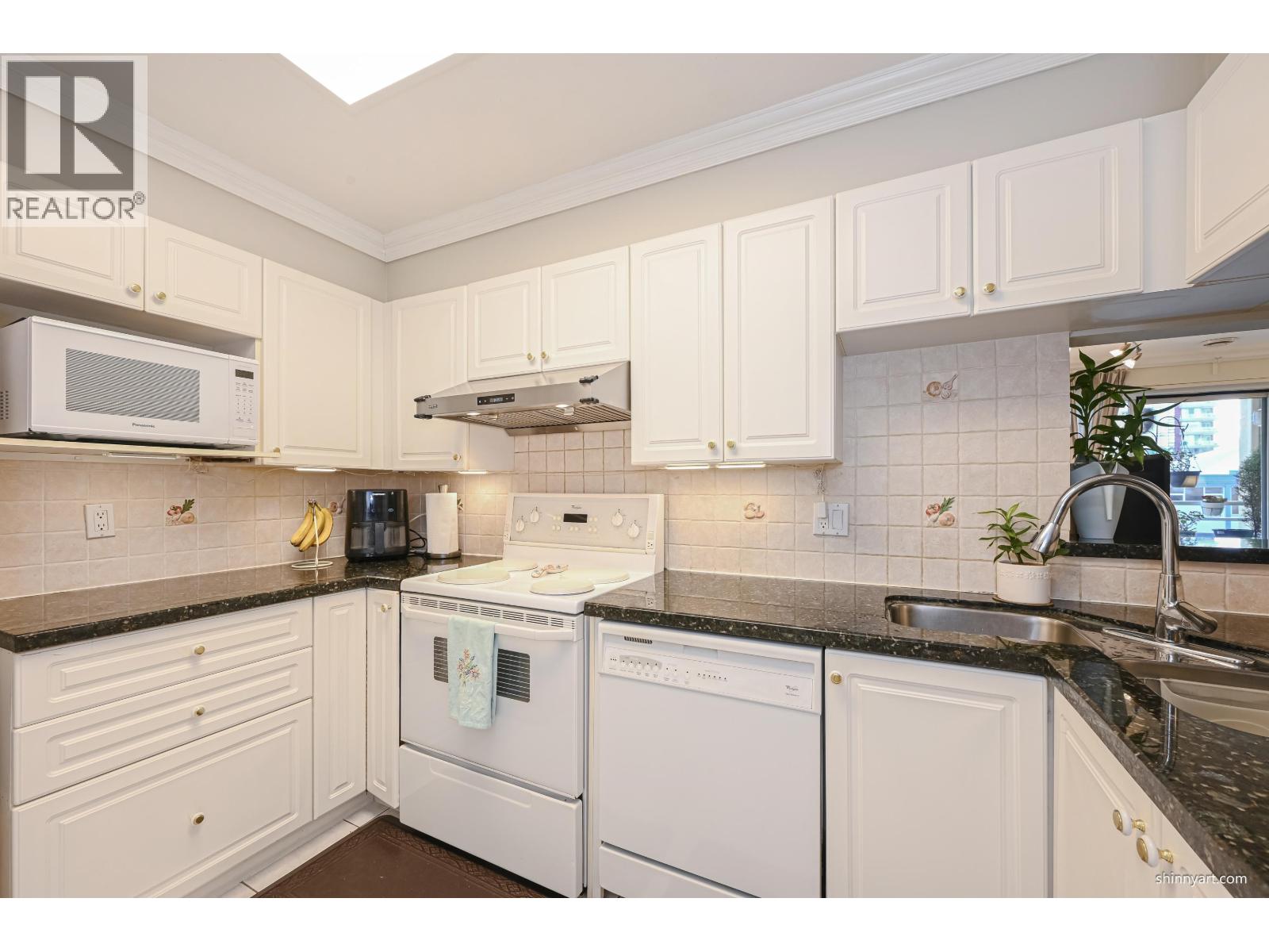 201 2105 W 42nd Avenue, Vancouver, British Columbia  V6M 2B7 - Photo 12 - R3115347