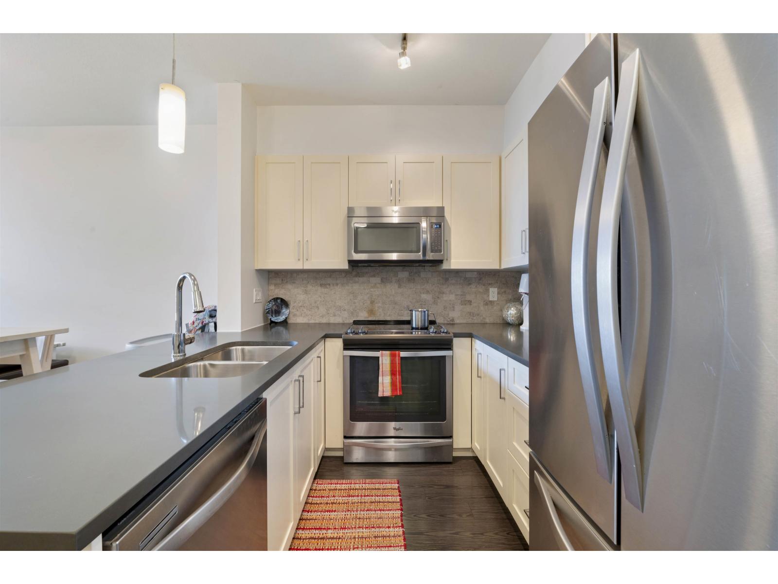 510 2855 156 Street, Surrey, British Columbia  V3Z 3Y3 - Photo 12 - R3115360