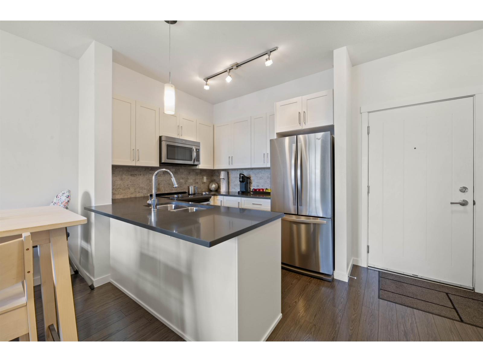 510 2855 156 Street, Surrey, British Columbia  V3Z 3Y3 - Photo 9 - R3115360