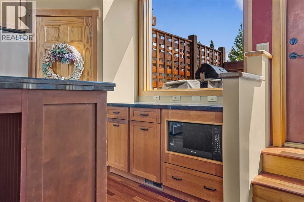 214 Eagle Point, Canmore, Alberta  T1W 3E6 - Photo 25 - A2288512