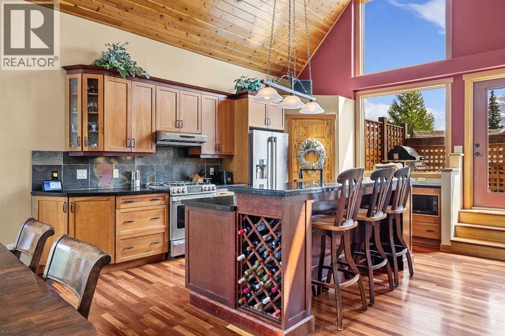 214 Eagle Point, Canmore, Alberta  T1W 3E6 - Photo 16 - A2288512