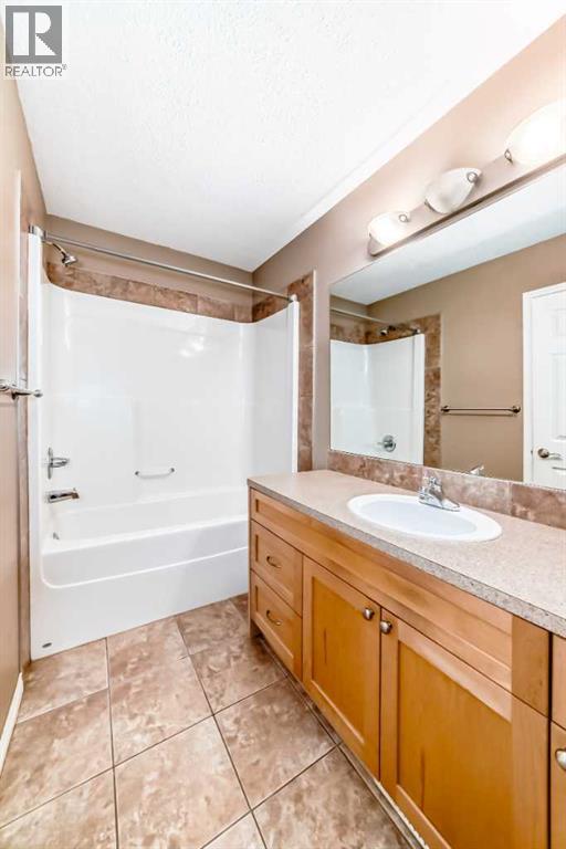 207, 620 Luxstone Landing SW, Airdrie, Alberta  T4B 0B5 - Photo 26 - A2291301