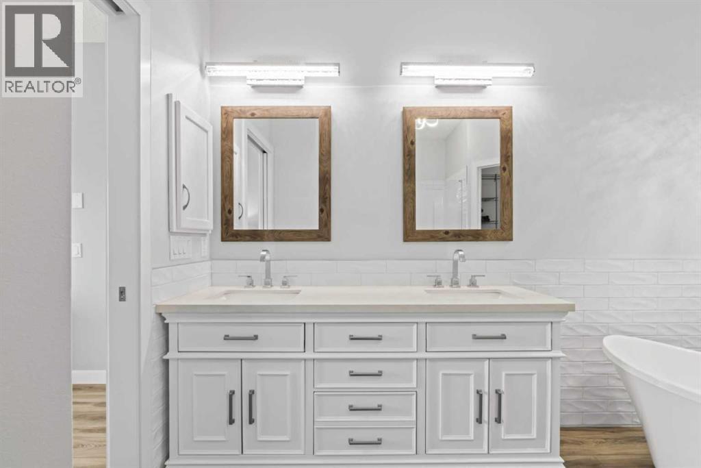 351 Crystal Green Rise, Okotoks, Alberta  T1S 2N6 - Photo 29 - A2304445