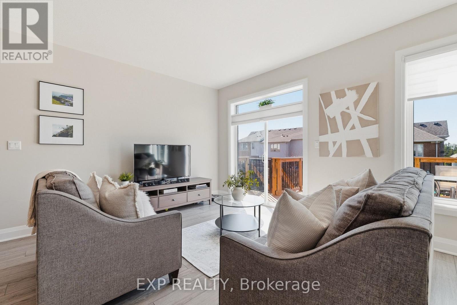 38 Sportsman Hil Street, Kitchener, Ontario  N2H 5T3 - Photo 8 - X13038448