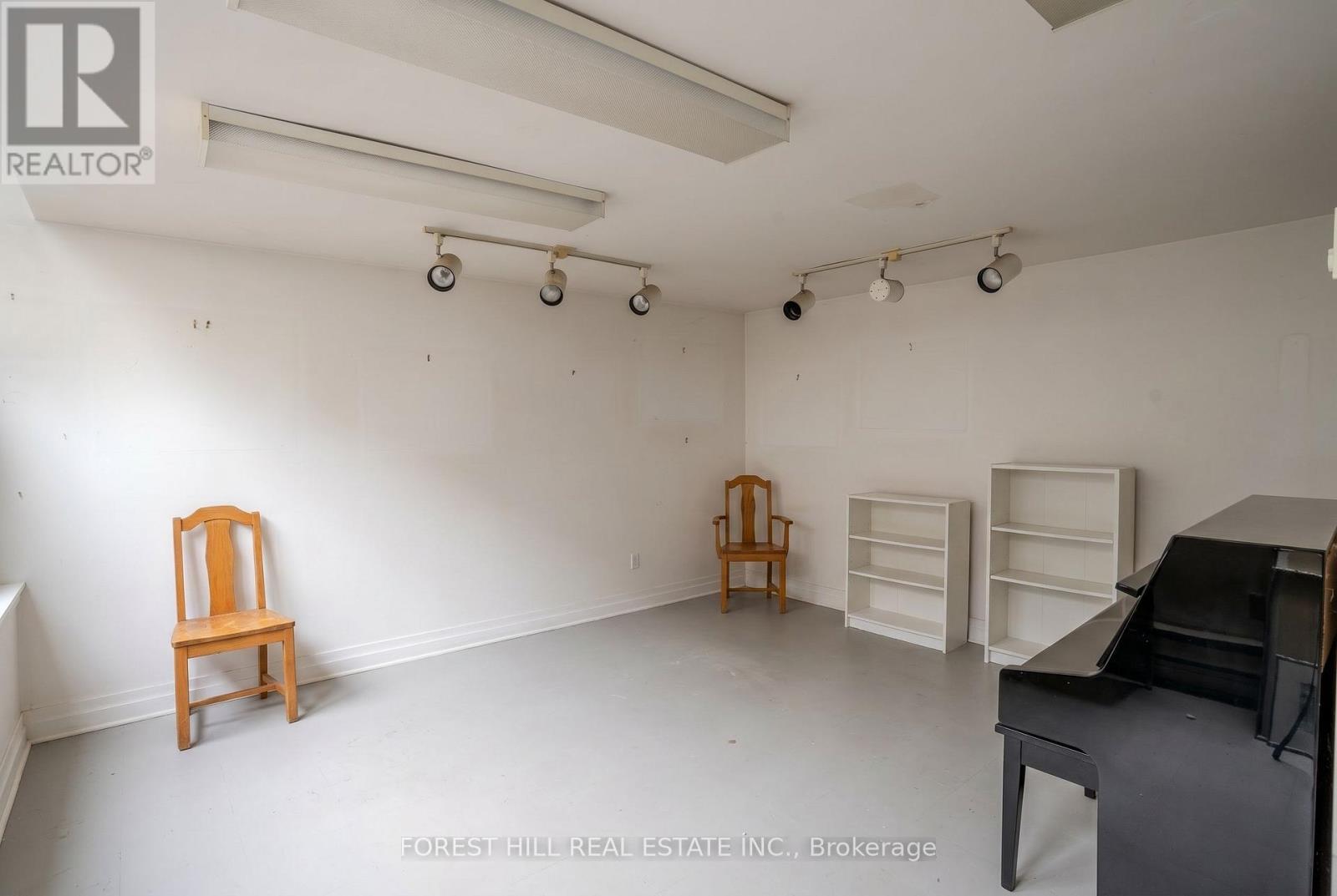 20 Webster Avenue, Toronto, Ontario  M5R 1N7 - Photo 17 - C13038400