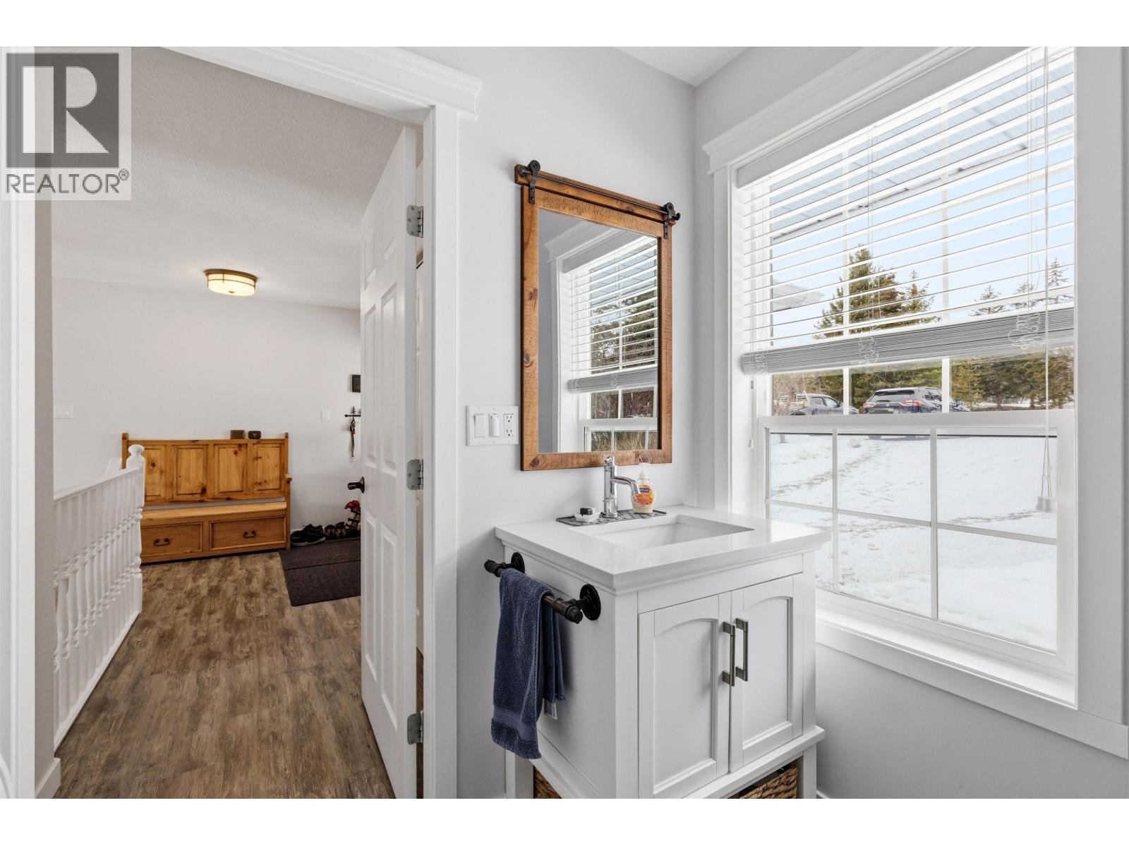 2448 Clara Road, 150 Mile House, British Columbia  V0K 2G0 - Photo 26 - R3097640