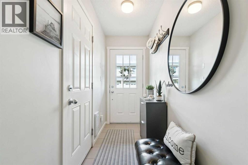 46 Kinlea Common Nw, Calgary, Alberta  T3R 0S2 - Photo 3 - A2304538