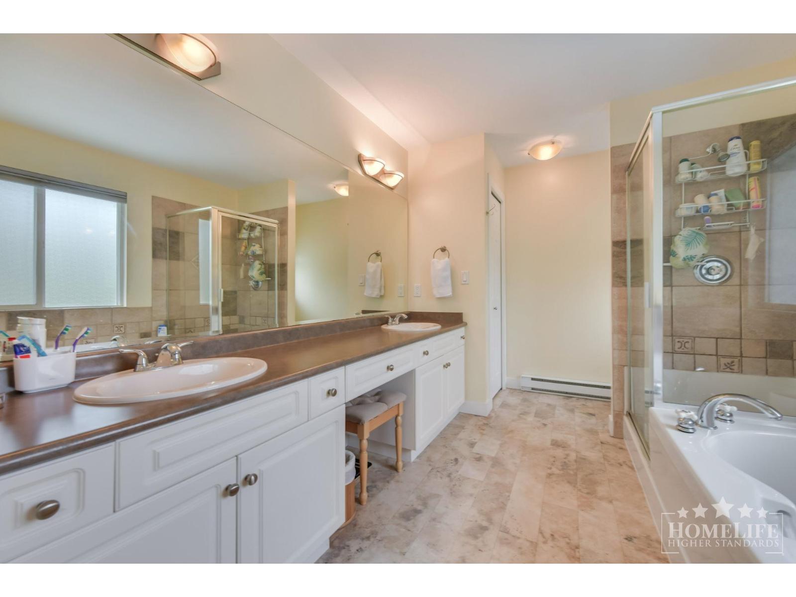 House 3466 Rosemary Heights Crescent, Surrey, British Columbia  V3Z 0M4 - Photo 26 - R3115424