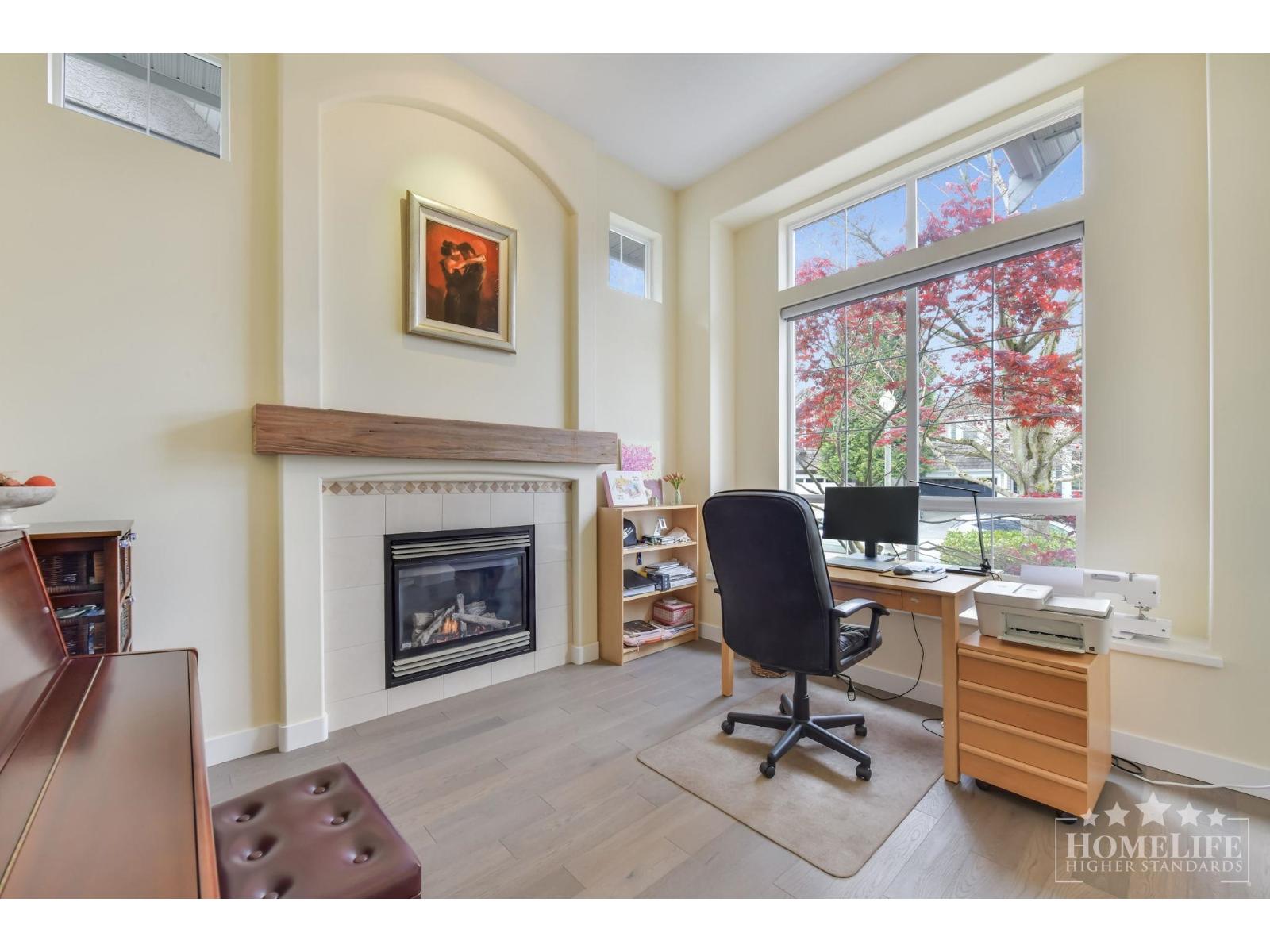 House 3466 Rosemary Heights Crescent, Surrey, British Columbia  V3Z 0M4 - Photo 3 - R3115424