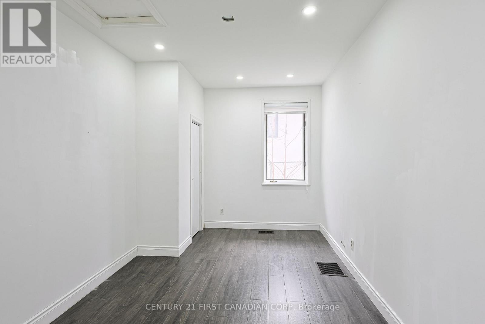 201 Emerson Avenue, London South, Ontario  N5Z 3L5 - Photo 11 - X13038528