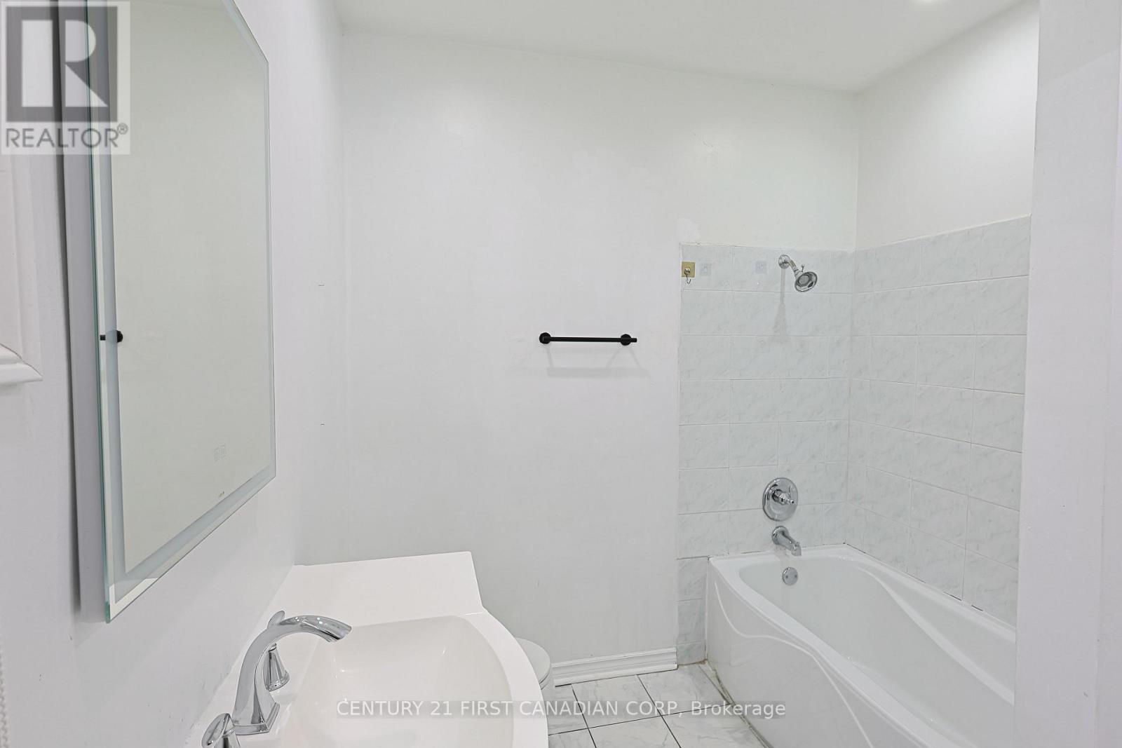 201 Emerson Avenue, London South, Ontario  N5Z 3L5 - Photo 14 - X13038528