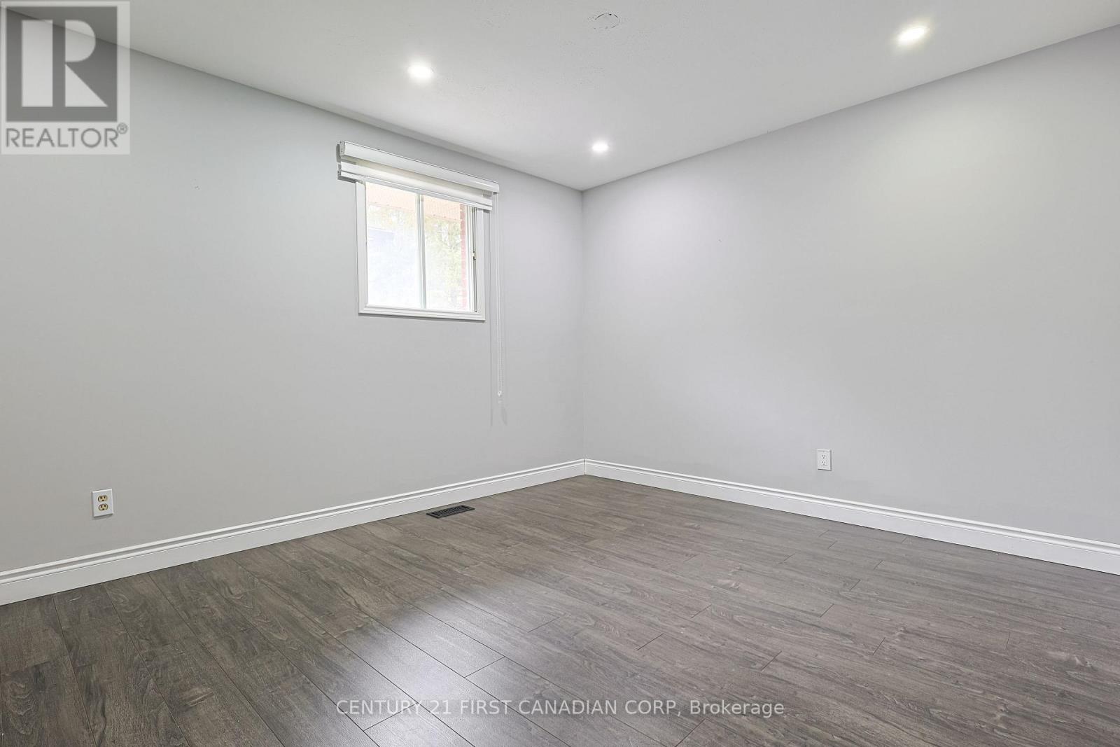 201 Emerson Avenue, London South, Ontario  N5Z 3L5 - Photo 16 - X13038528