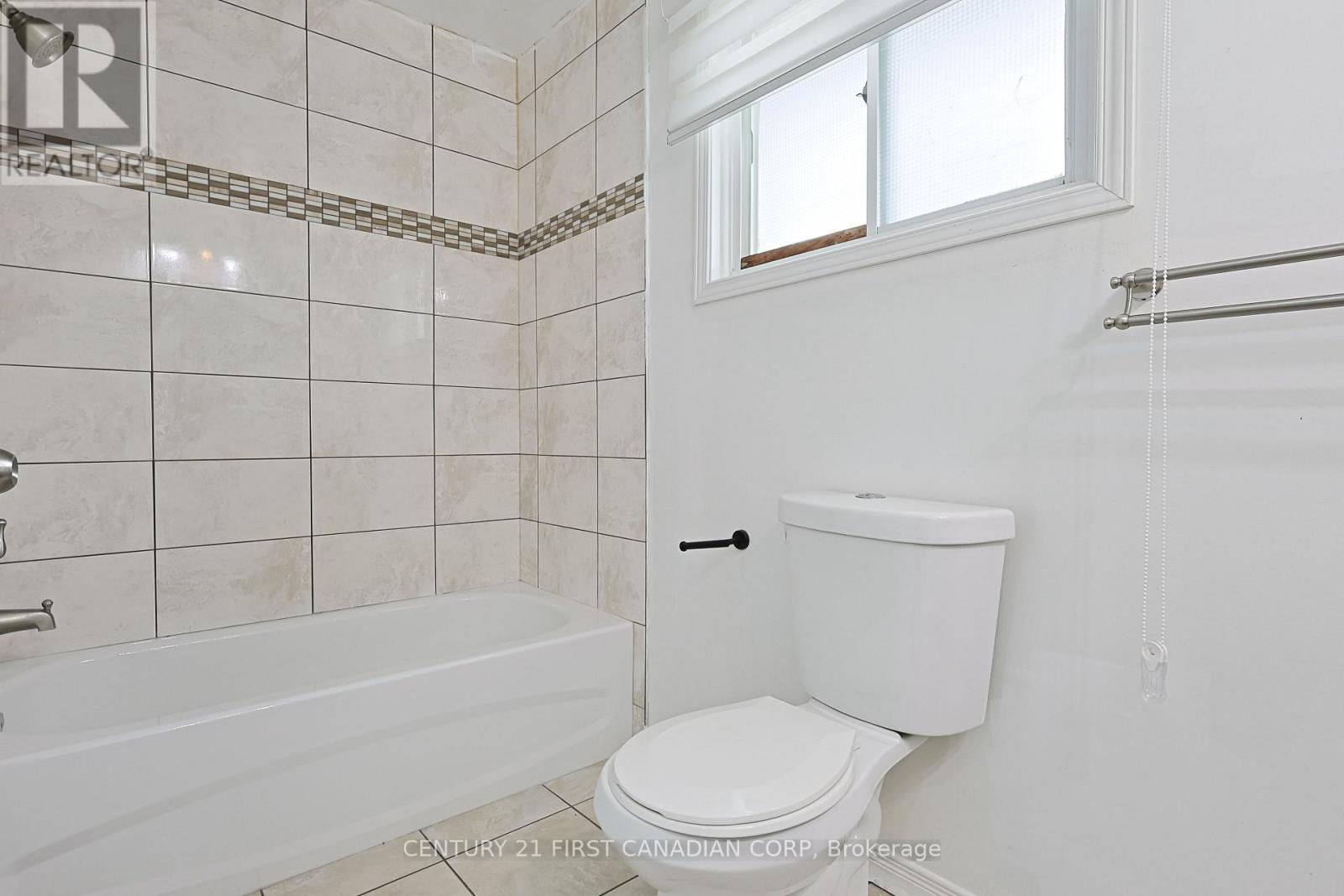 201 Emerson Avenue, London South, Ontario  N5Z 3L5 - Photo 19 - X13038528