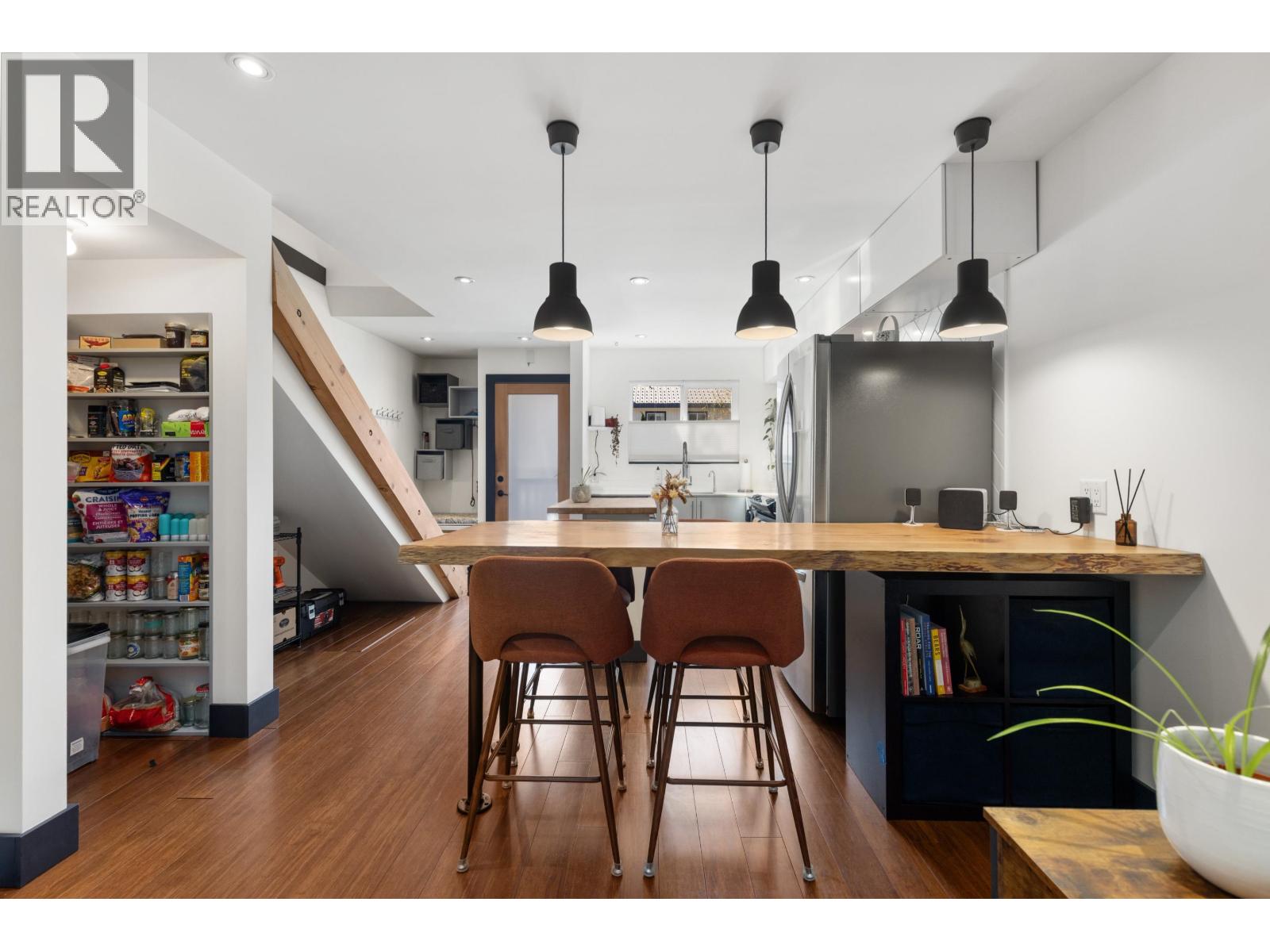 3 1470 Laurel Street, Pemberton, British Columbia  V0N 2L1 - Photo 10 - R3115382