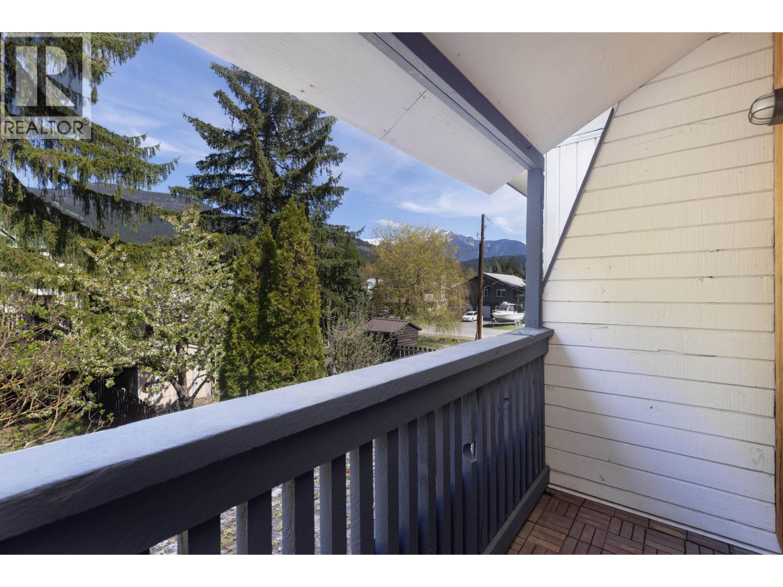 3 1470 Laurel Street, Pemberton, British Columbia  V0N 2L1 - Photo 23 - R3115382