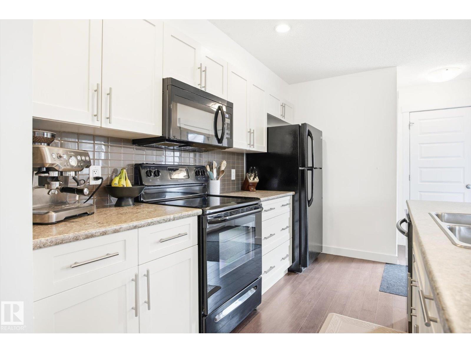 2061 Trumpeter Wy Nw, Edmonton, Alberta  T5S 0E7 - Photo 13 - E4483839